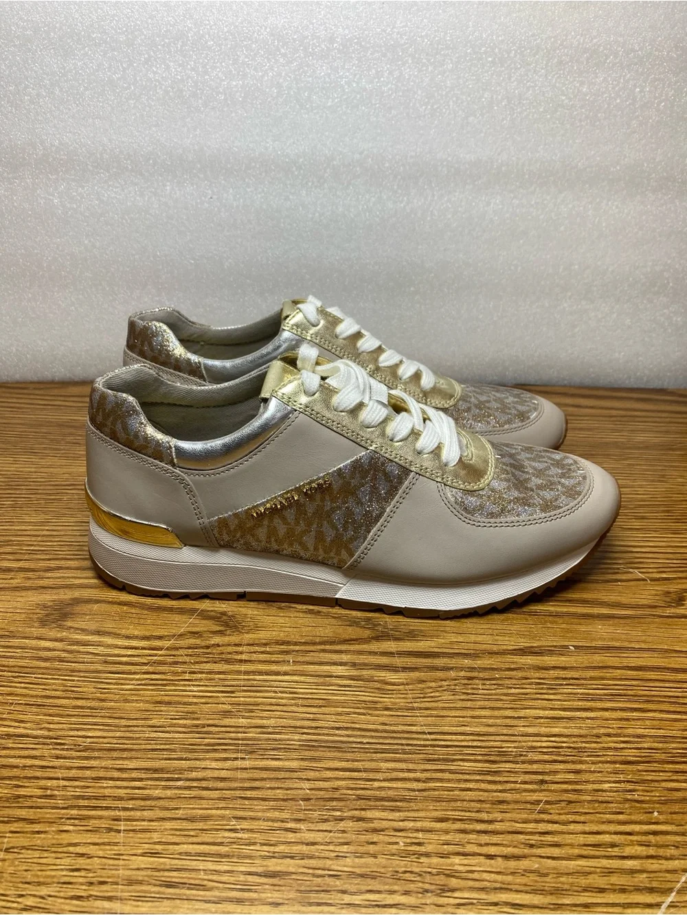 Michael Kors Allie Wrap Trainer Sneakers leather Metallic silver gold Womens 8.5